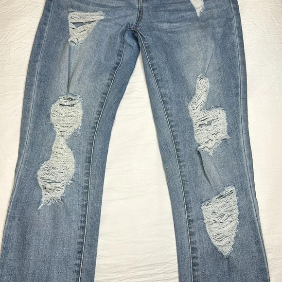 Distressed Guess skinny jeans - Picture 5 of 5